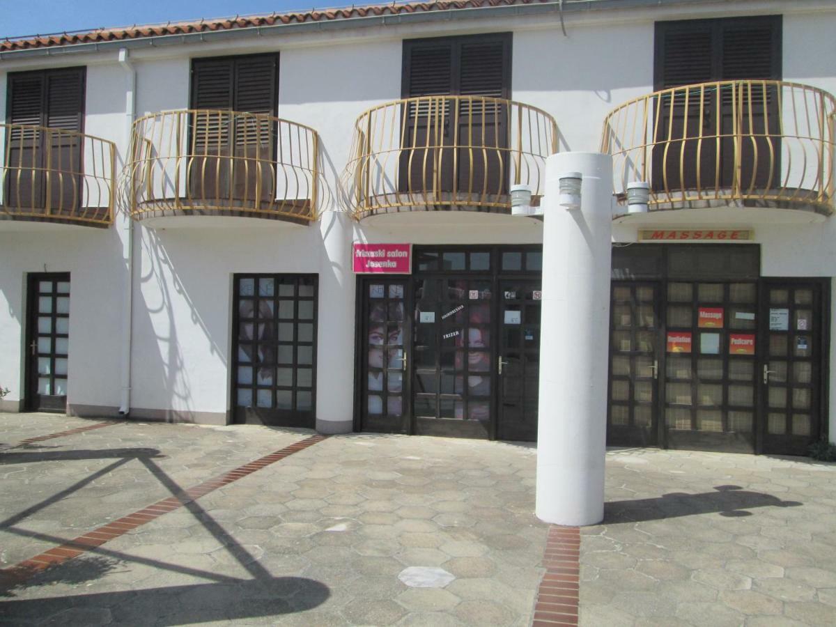 Mobile Home Pearl Of Murter Jezera Bagian luar foto
