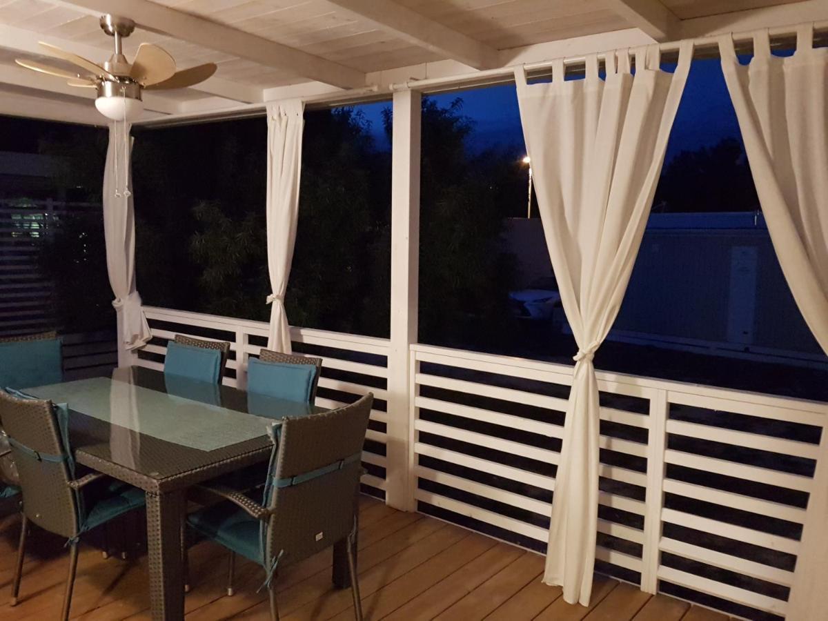 Mobile Home Pearl Of Murter Jezera Bagian luar foto